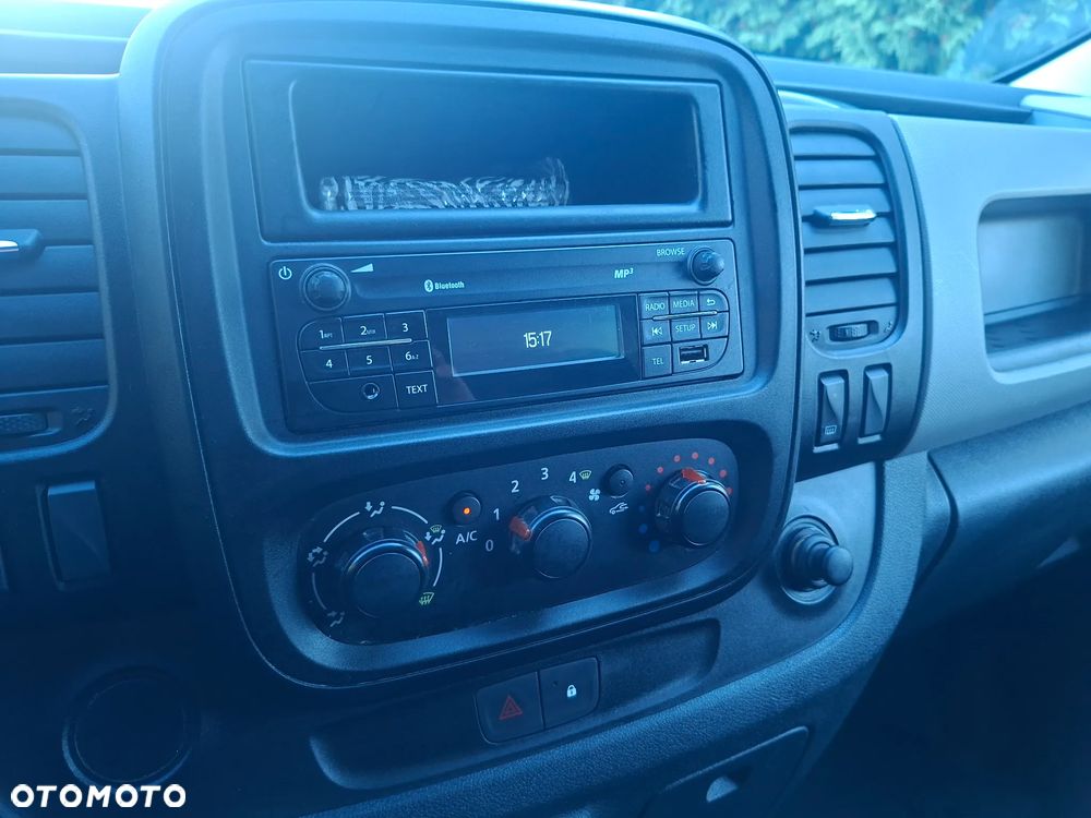 Renault Trafic - 16