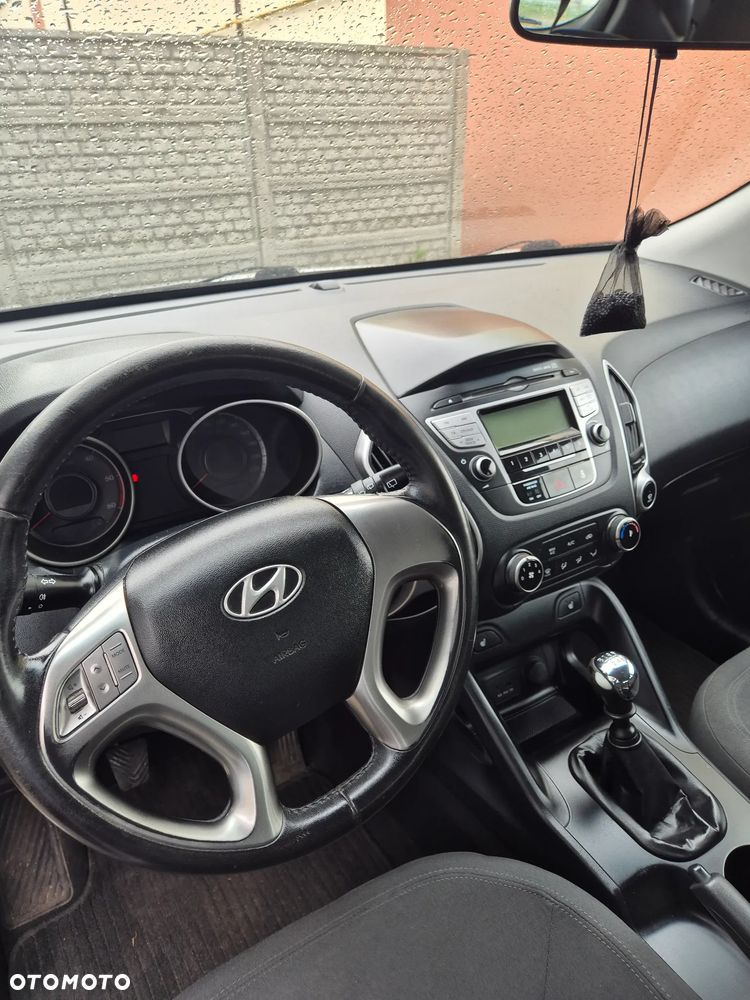 Hyundai ix35 1.7 CRDi Premium 2WD - 13