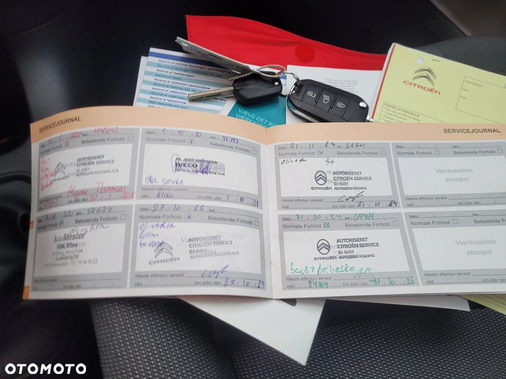 Citroën C3 Pure Tech 82 SHINE - 27