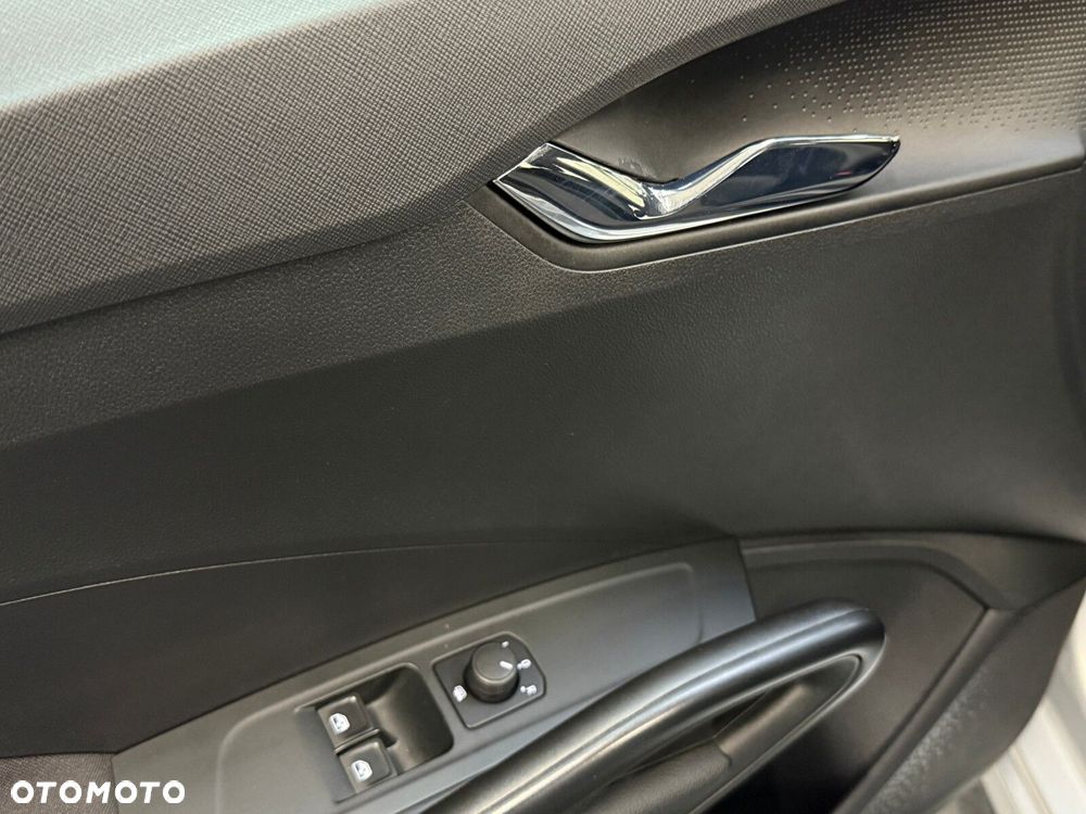 Skoda Fabia 1.0 TSI Ambition - 17