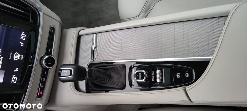 Volvo S90 D5 AWD Inscription - 20