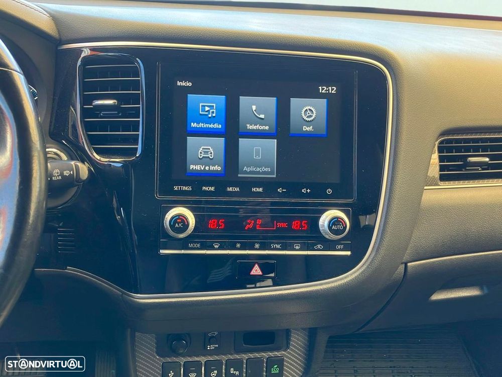 Mitsubishi Outlander 2.4 Instyle - 12