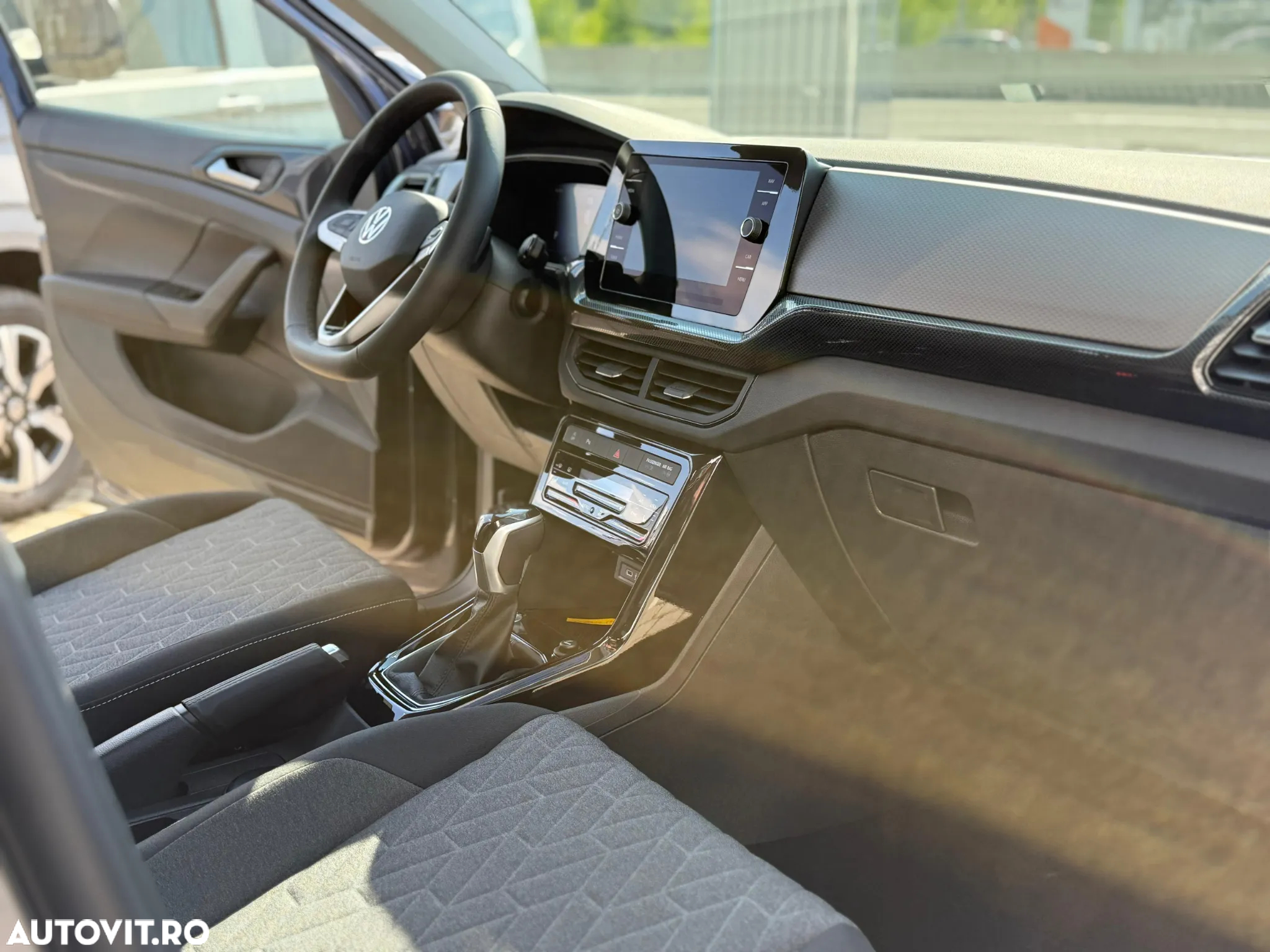 Volkswagen T-Cross 1.5 TSI DSG Life - 22