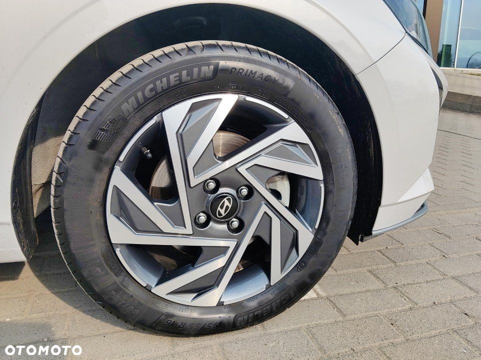 Hyundai i20 - 20