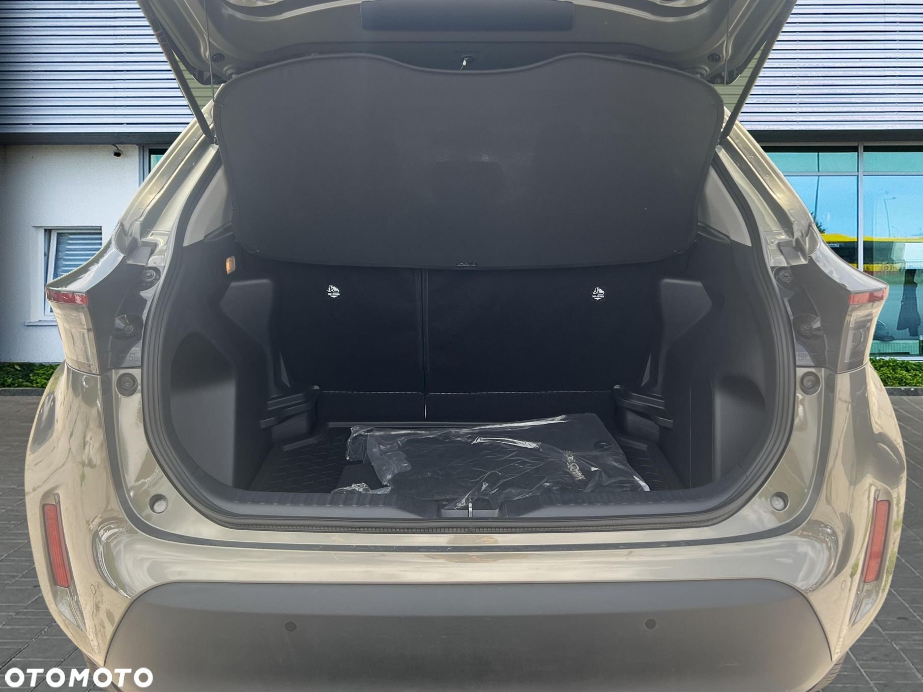 Toyota Yaris Cross - 18