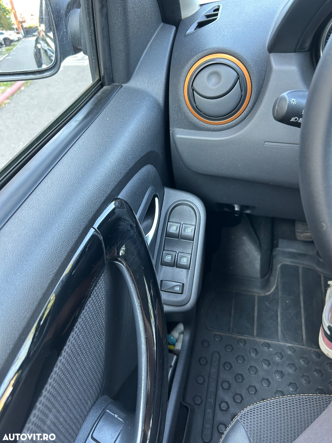 Dacia Duster 1.6 4x2 Ambiance - 8