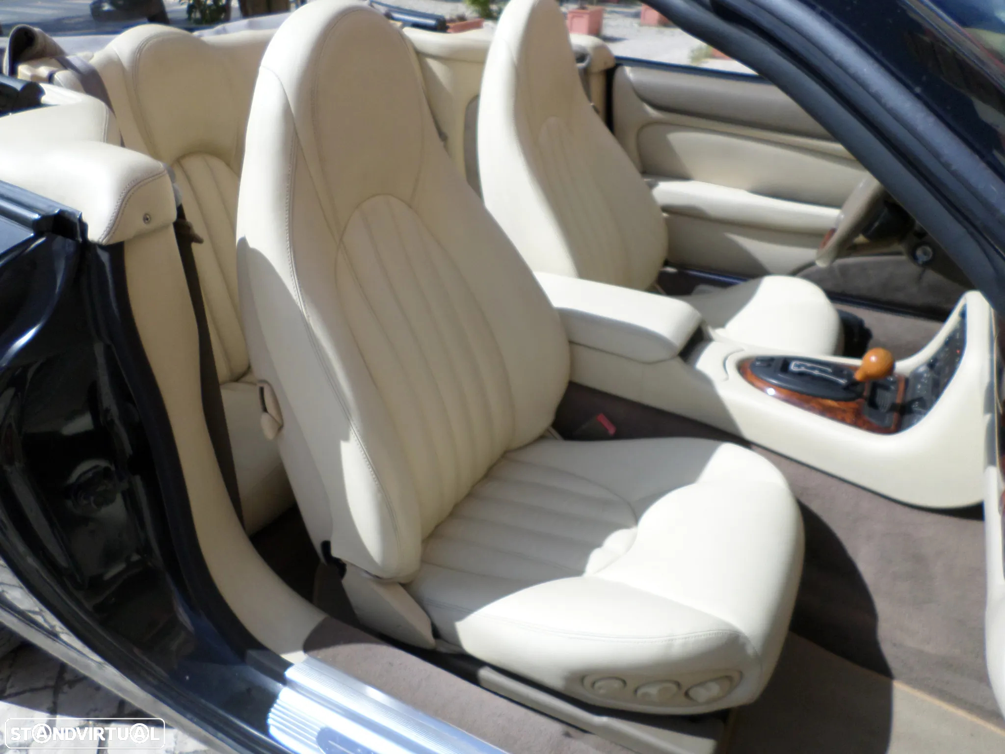 Jaguar XK XK8 4.0 Convertible Classic - 7