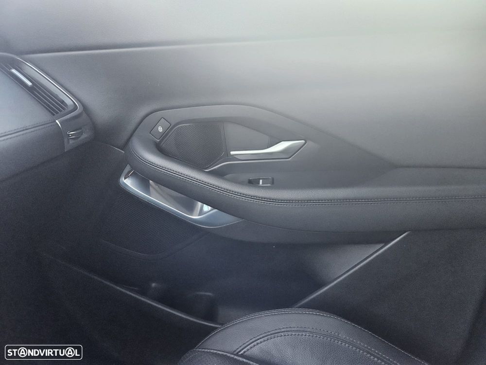 Jaguar E-Pace 2.0 i4D S - 36