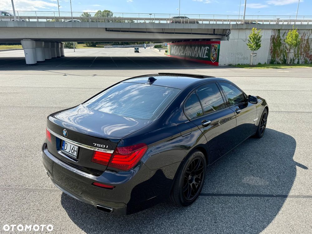 BMW Seria 7 - 7