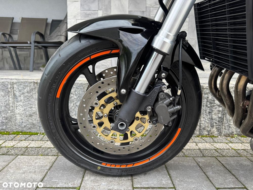 Honda Hornet - 16