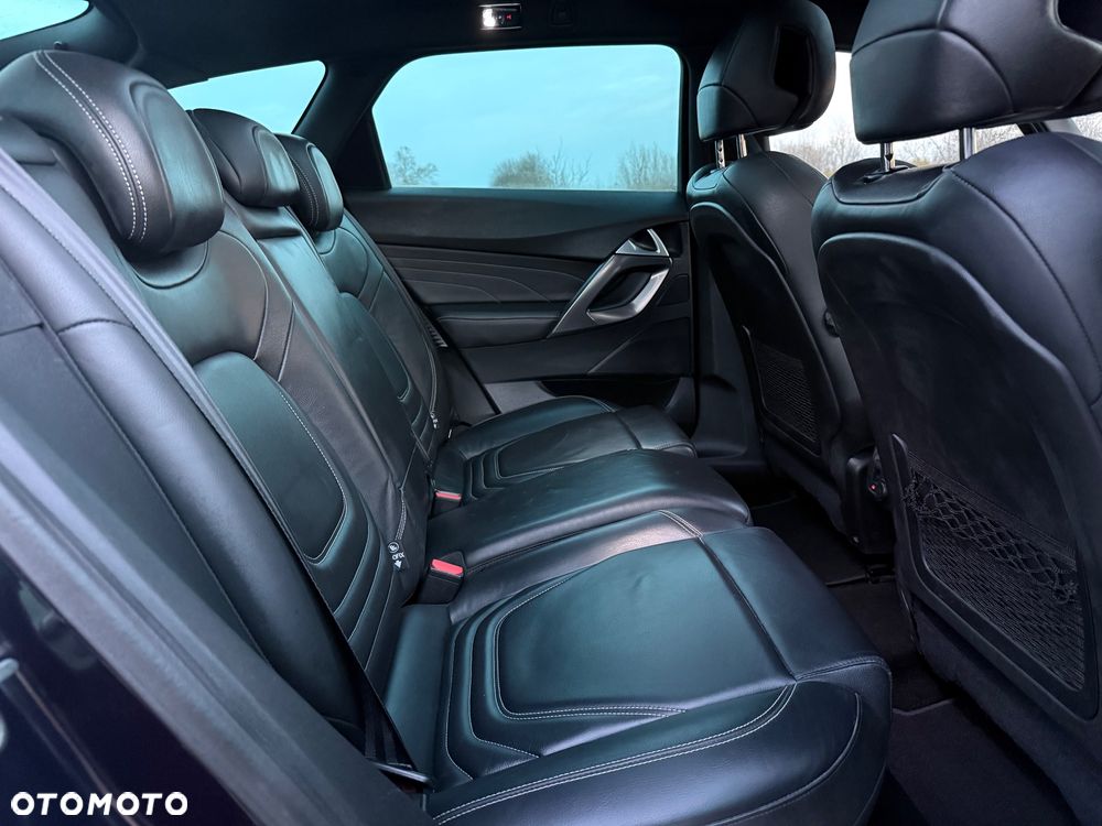 Citroën DS5 Hybrid4 EGS6 SportChic - 25