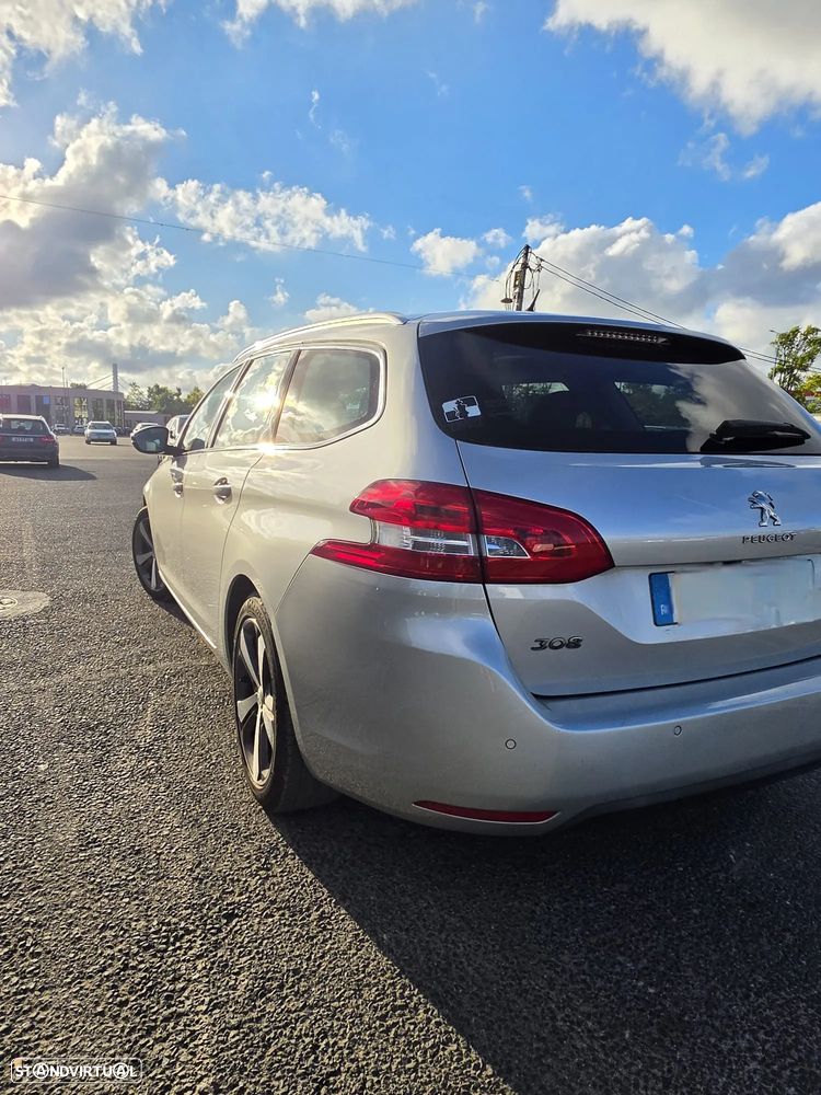 Peugeot 308 SW PureTech 130 EAT6 Stop & Start Allure - 2