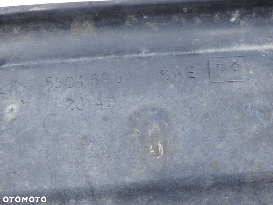 KIEROWNICA WLOT POWIETRZA JEEP GRAND CHEROKEE ZJ - 7