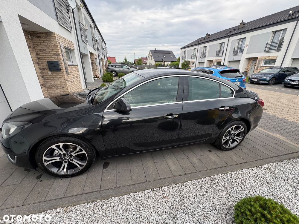 Opel Insignia 2.0 CDTI Cosmo S&S - 3