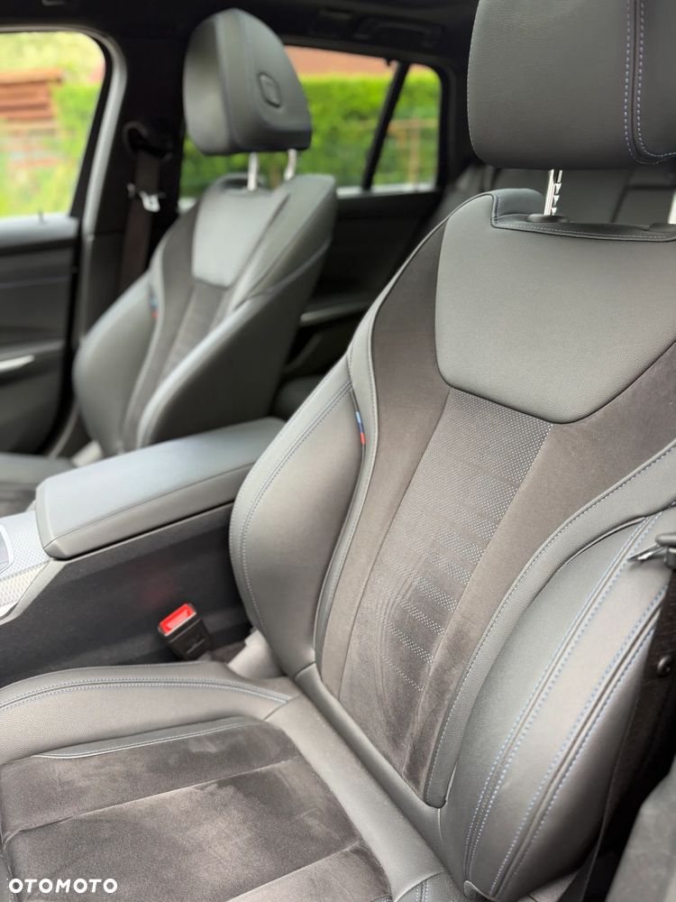 BMW Seria 3 330i xDrive M Sport - 24