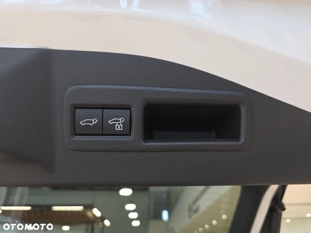 Toyota bZ4X 73.1kWh 4x4 Executive - 23