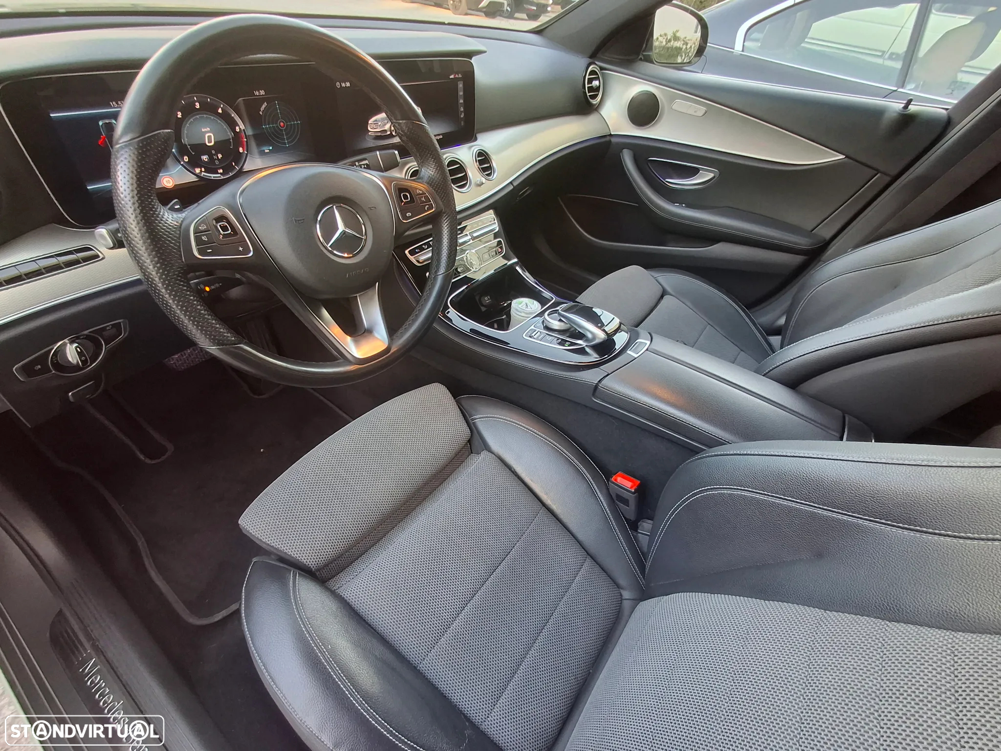Mercedes-Benz E 220 d Avantgarde+ - 8