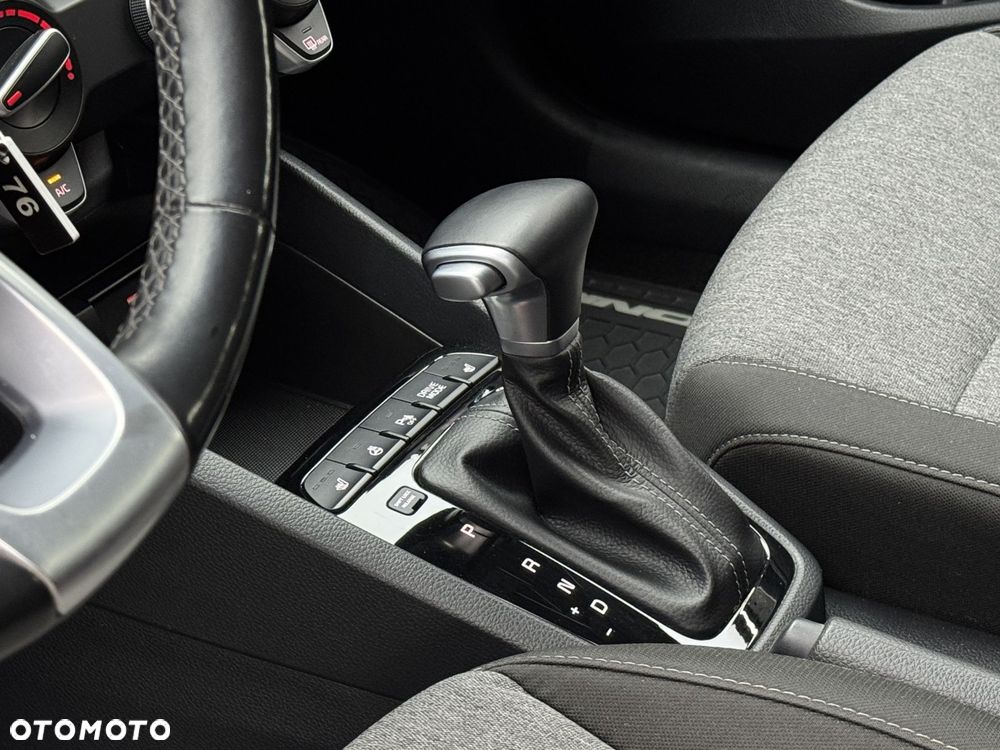 Kia Stonic 1.0 T-GDI M DCT - 11