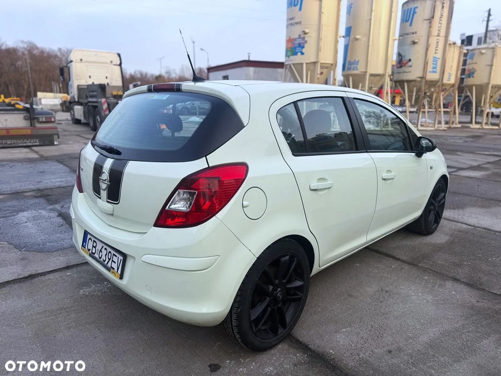 Opel Corsa 1.2 16V 111 EasyTronic - 3