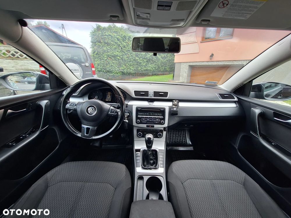 Volkswagen Passat - 7