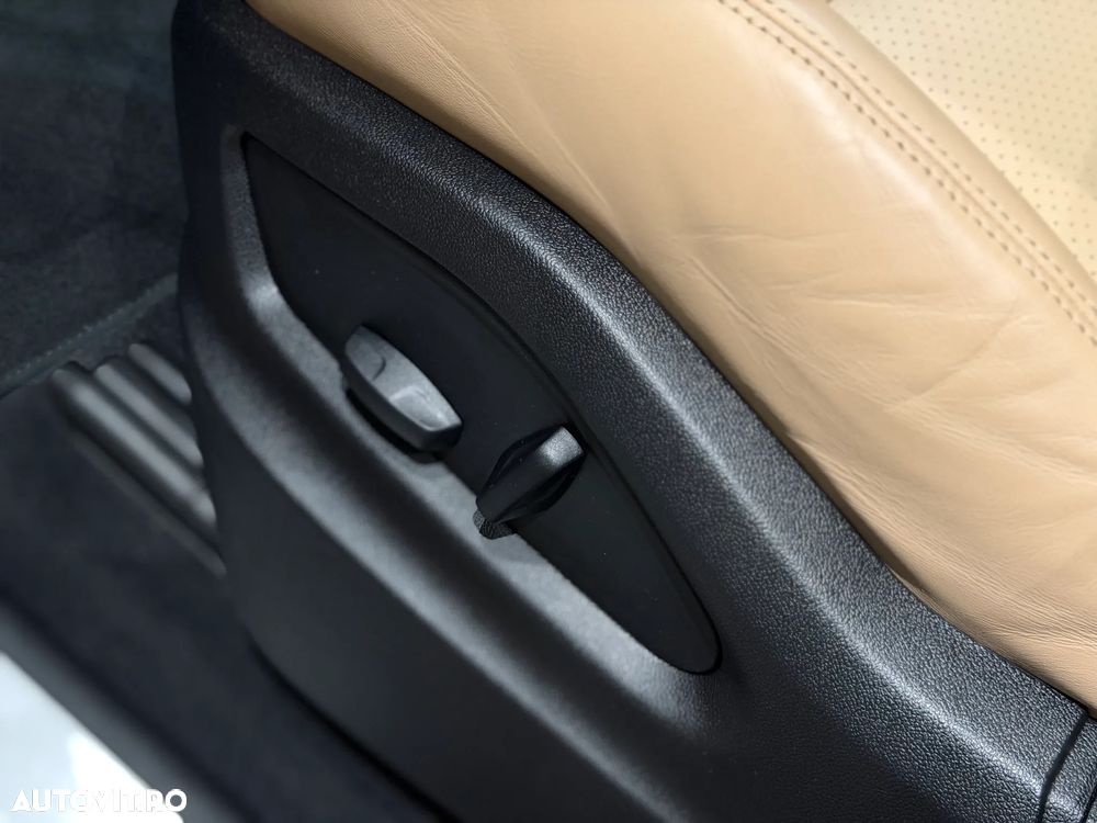 Porsche Cayenne Standard - 22