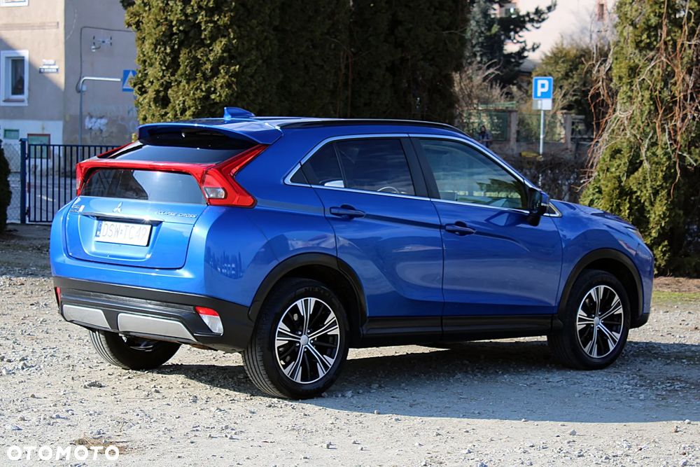 Mitsubishi Eclipse Cross - 10
