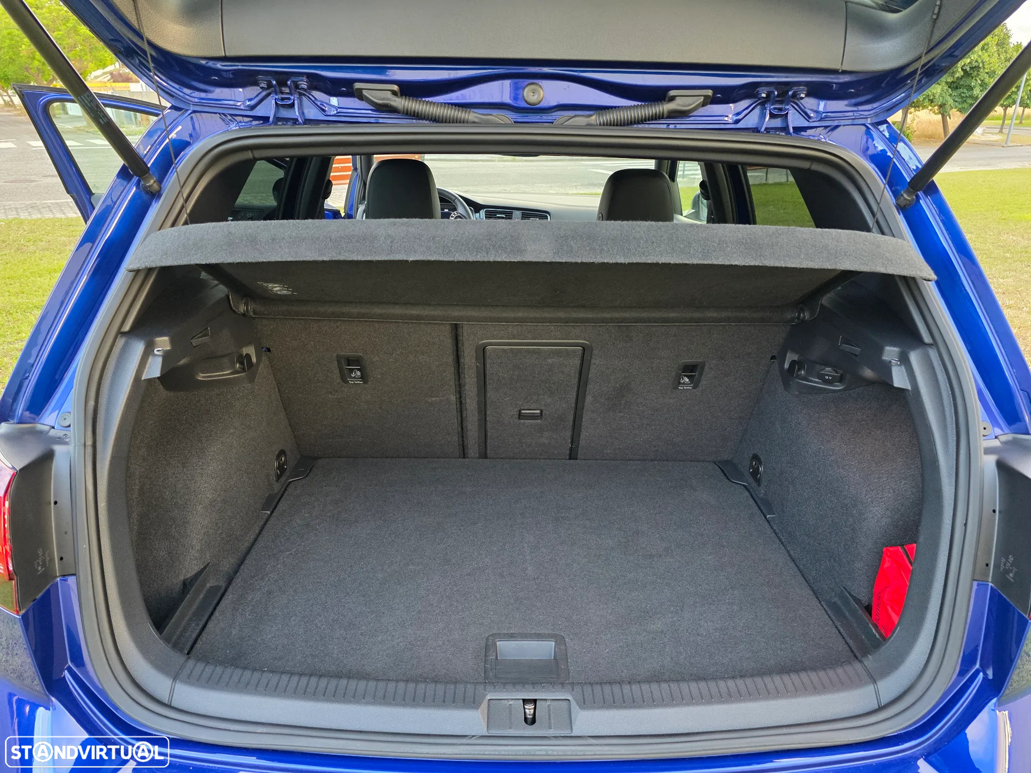 VW Golf 2.0 TSI R DSG - 8
