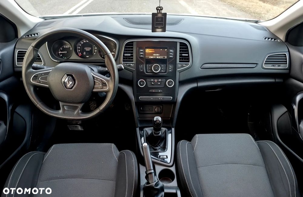 Renault Megane - 8