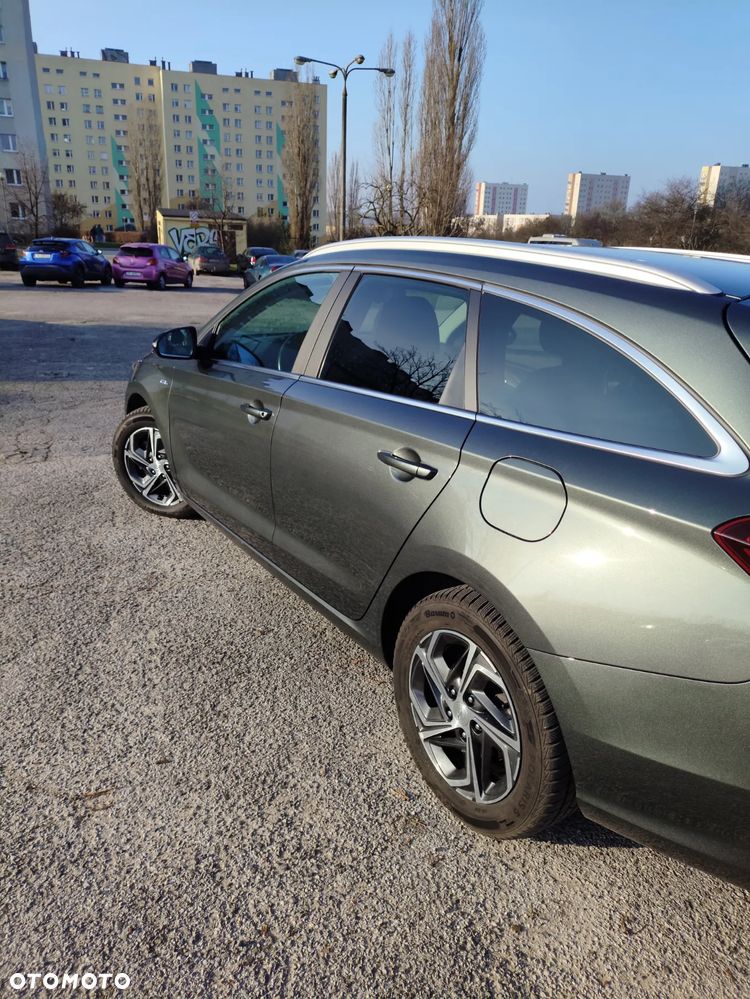 Hyundai i30 1.5 T-GDI 48V-Hybrid Trend - 2