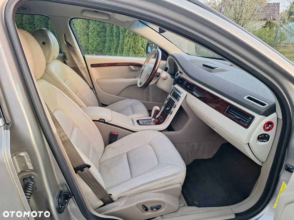 Volvo XC 70 3.2 AWD Summum - 17