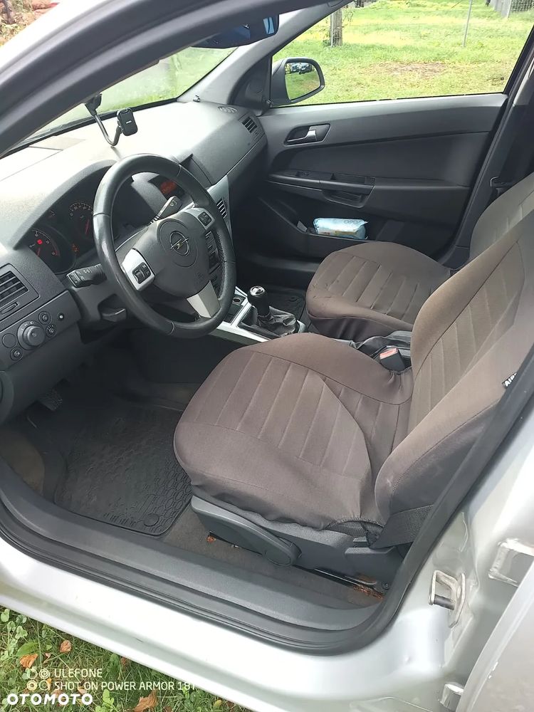 Opel Astra IV 1.7 CDTI Enjoy - 7