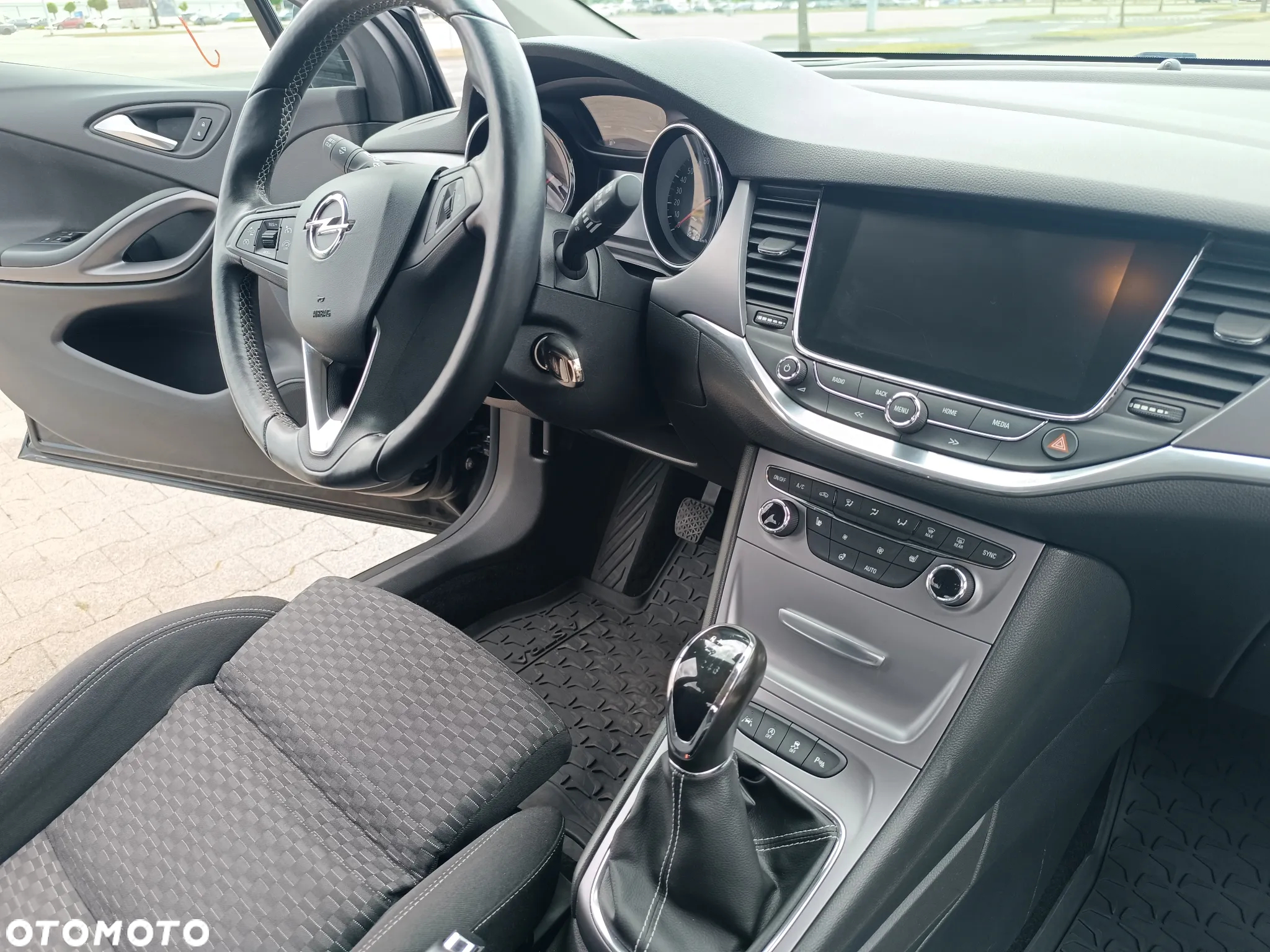 Opel Astra 1.6 BiTurbo D (CDTI) Start/Stop Business - 22