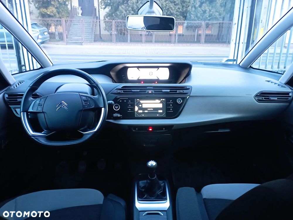 Citroën C4 Picasso 1.6 VTi Attraction - 8