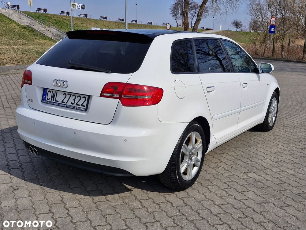 Audi A3 Sportback 2.0 TDI DPF S line Sportpaket (plus) - 5