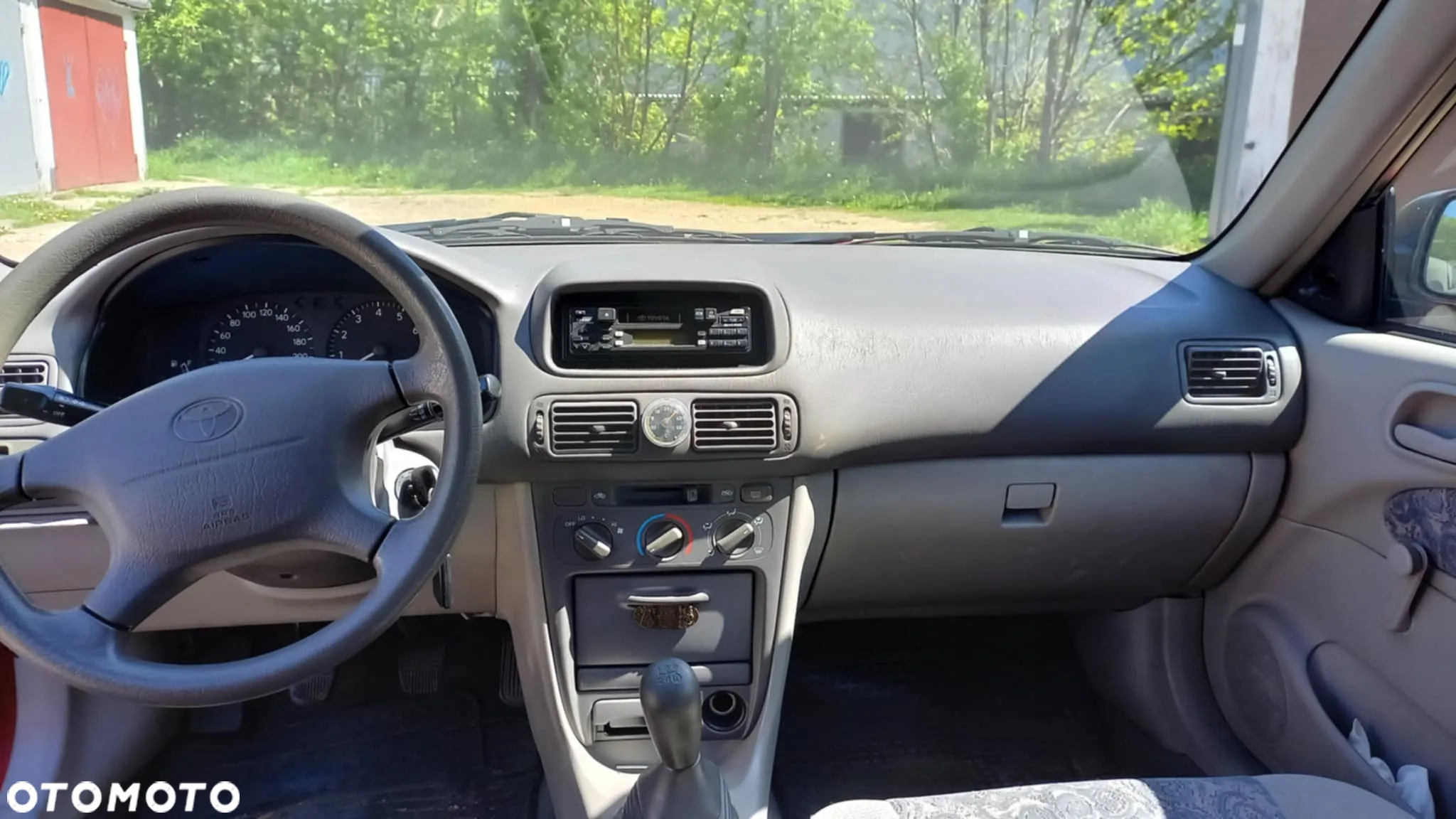 Toyota Corolla 1.4 XLi - 6