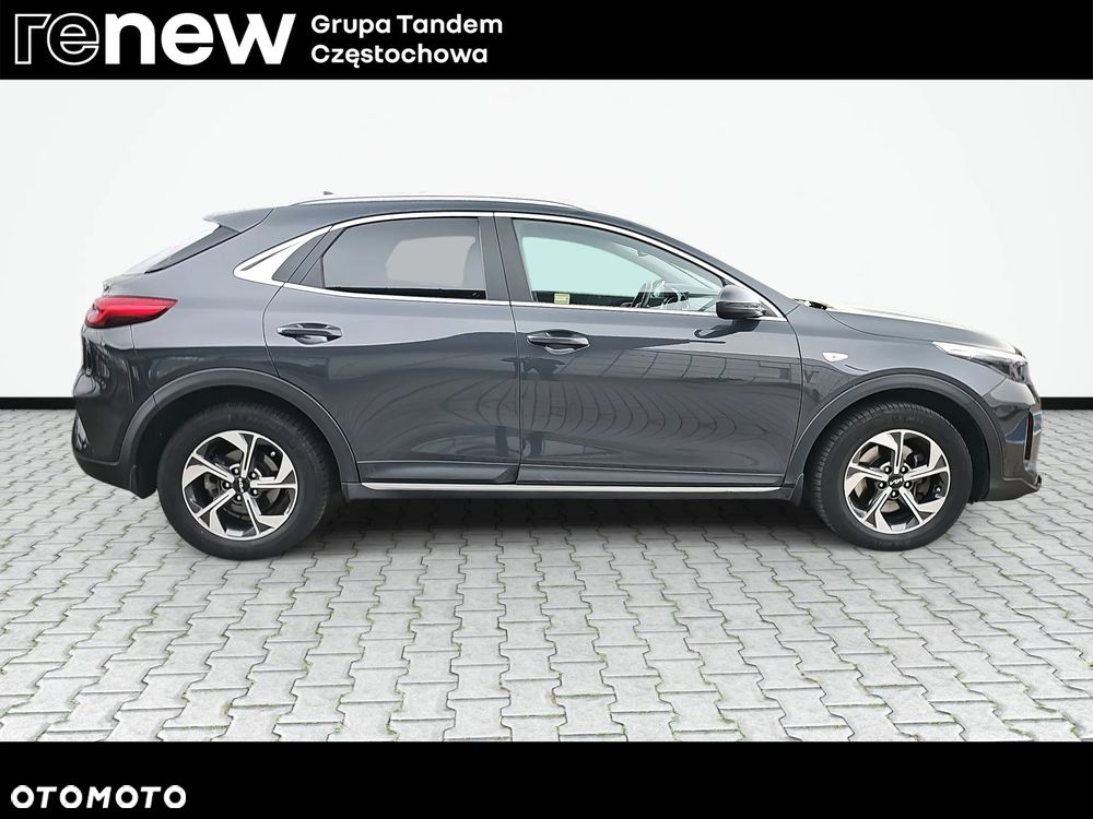 Kia XCeed 1.5 T-GDI M - 4