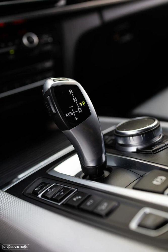 BMW X5 40e xDrive Pack M - 8
