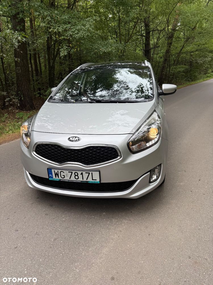 Kia Carens 1.7 CRDi 115 Dream Team Edition - 2