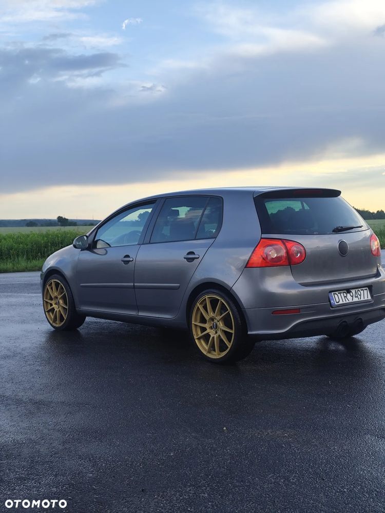Volkswagen Golf 2.0 TDI GT Sport - 4