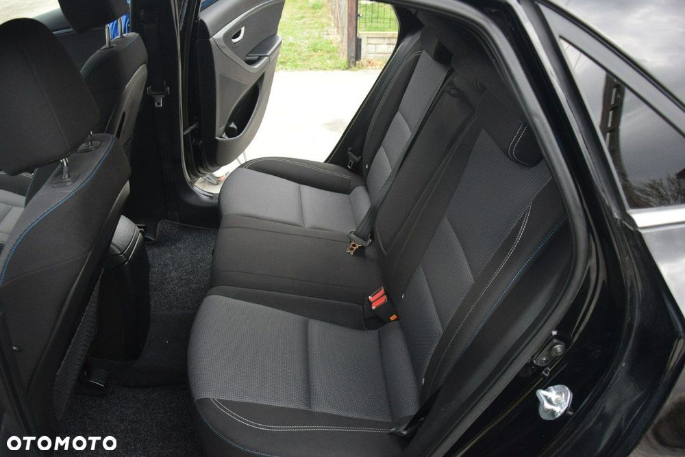 Hyundai i30 blue 1.4 Style - 20