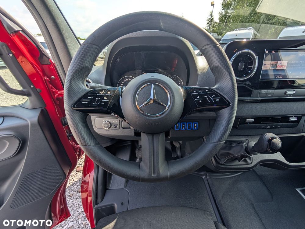 Mercedes-Benz Sprinter 517 - 17