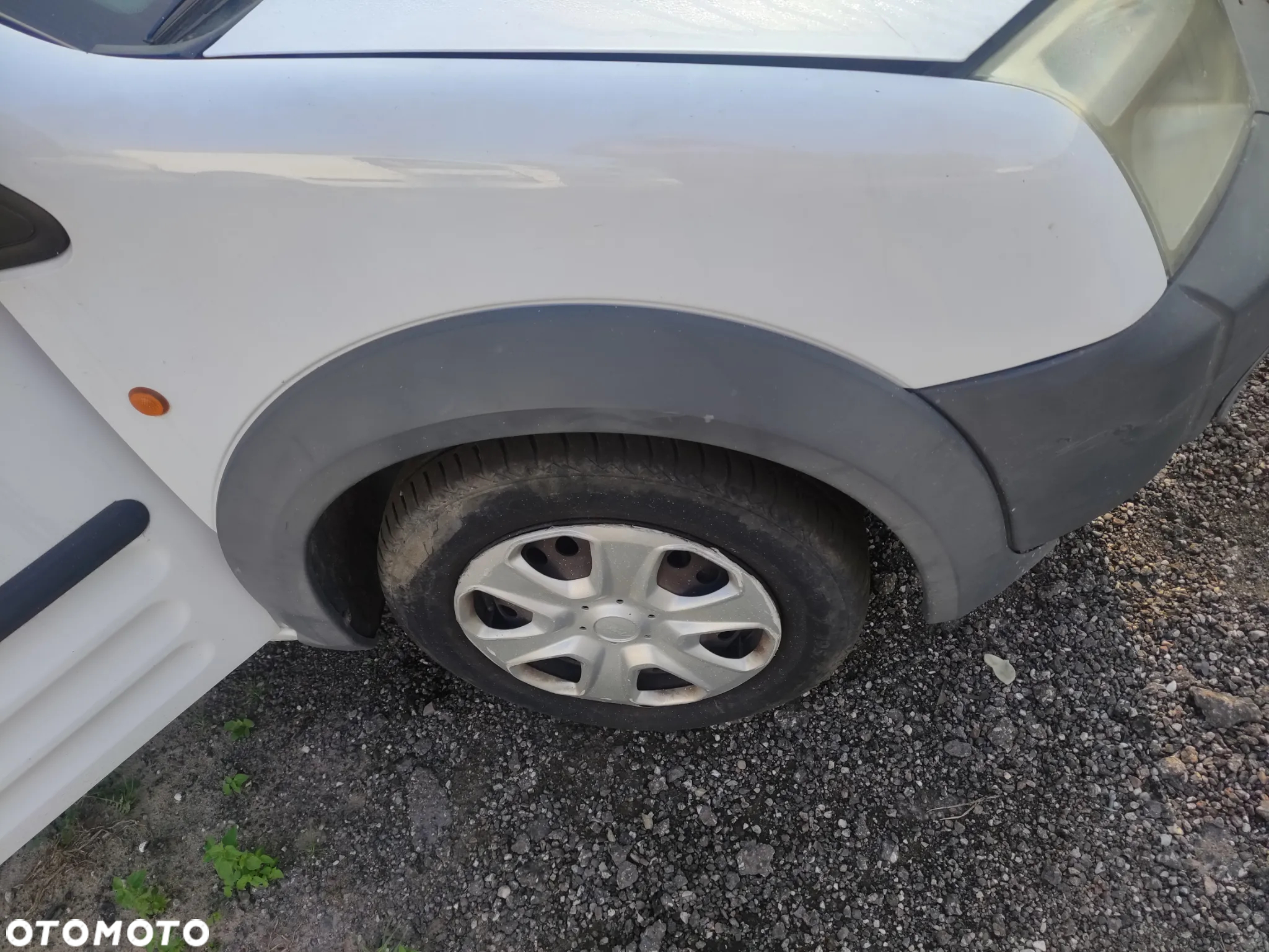 Ford connect MK1 maska - 3