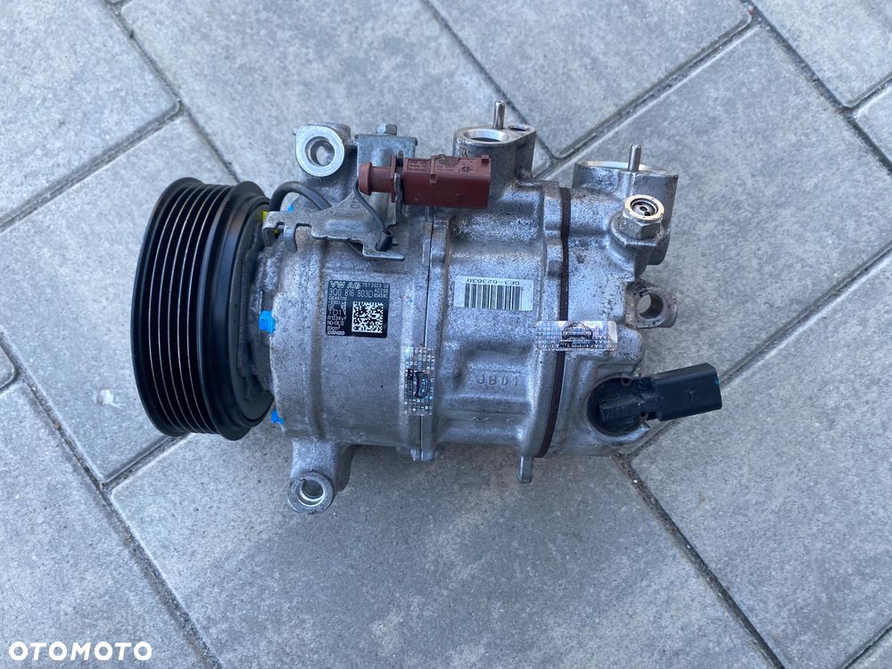 Kompresor klimatyzacji 3Q0816803D Audi Q3 F3 1.5 TFSI 2023r 35 tys. km IGŁA - 1