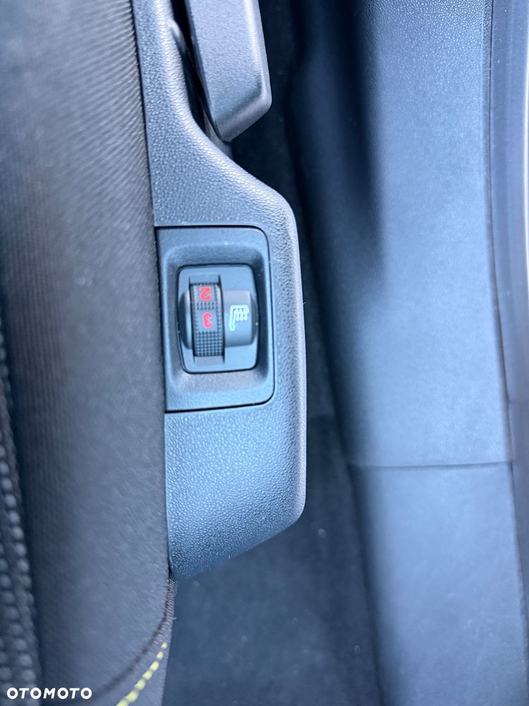 Citroën C3 1.2 PureTech Live - 19