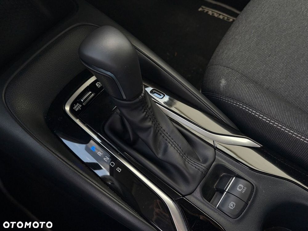 Toyota Corolla 1.8 Hybrid Comfort - 19