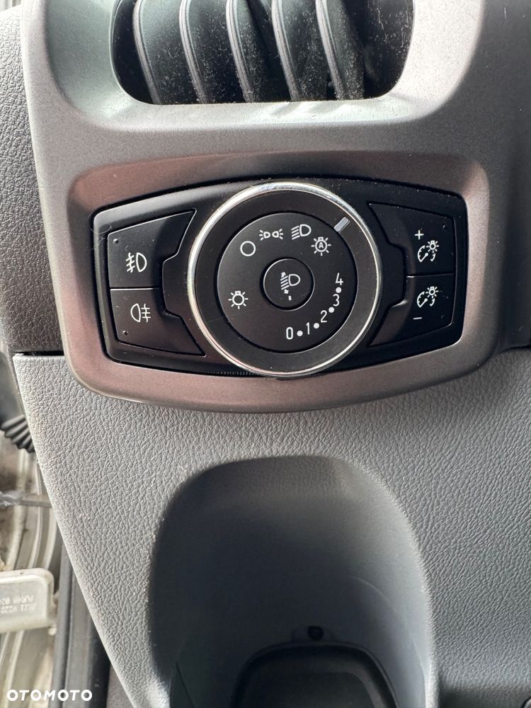 Ford Transit Custom - 16