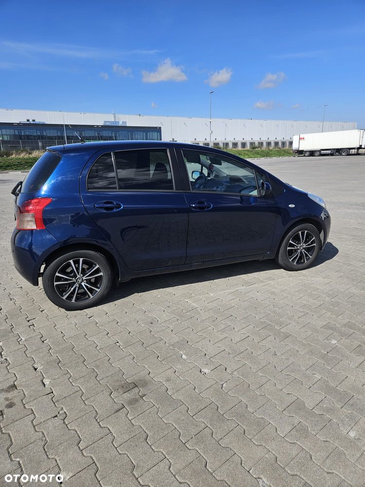 Toyota Yaris - 3