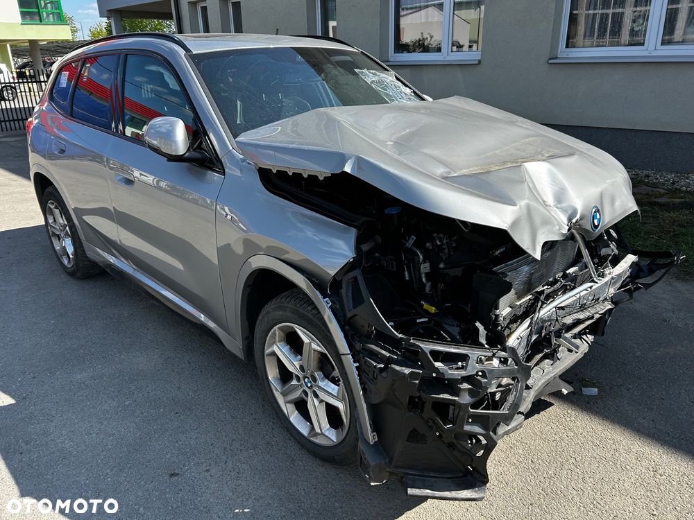 BMW X1 xDrive25e M Sportpaket - 7