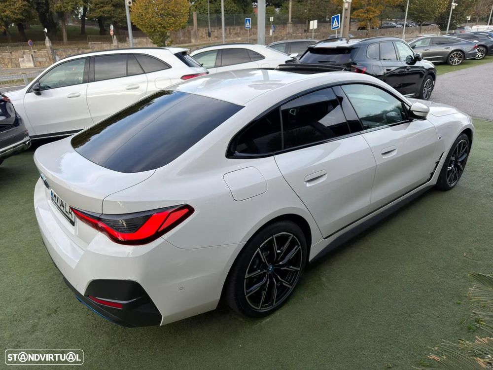 BMW i4 eDrive40 Pack Desportivo M - 10