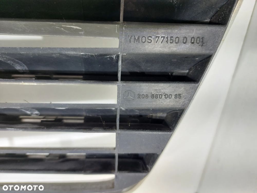 GRILL ATRAPA MERCEDES CLK W208 SLASK WYSYLKA VAT - 2